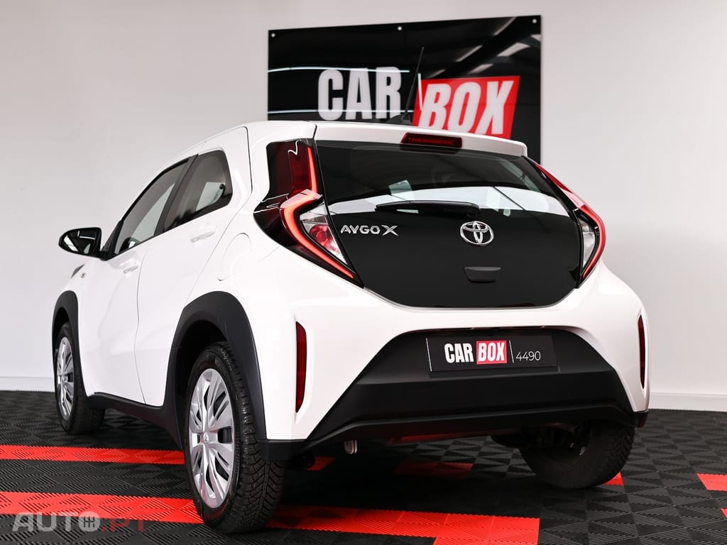 Toyota Aygo X 1.0 Play CVT