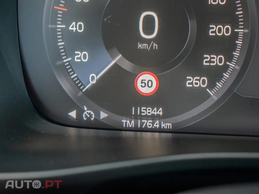 Volvo XC40 2.0 D3 Momentum