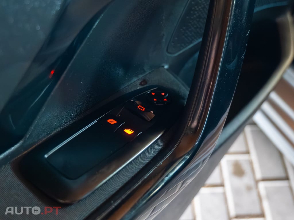 Peugeot 208 1.4 HDi Active