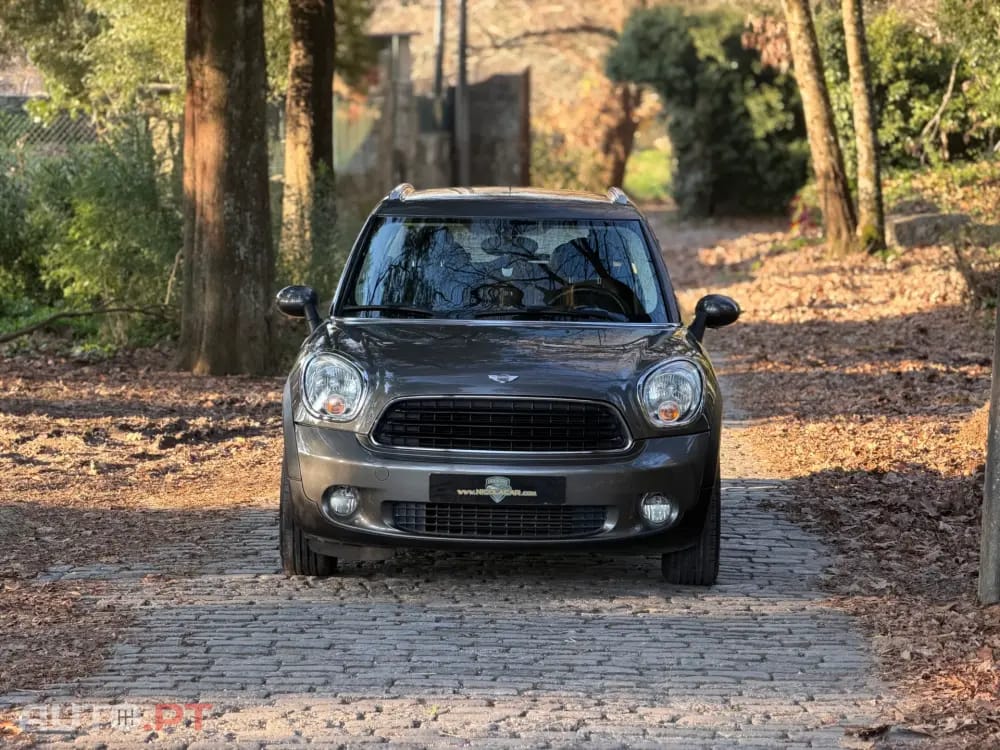 MINI Countryman One D