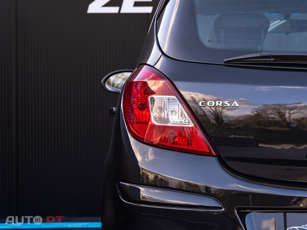 Opel Corsa 1.2 