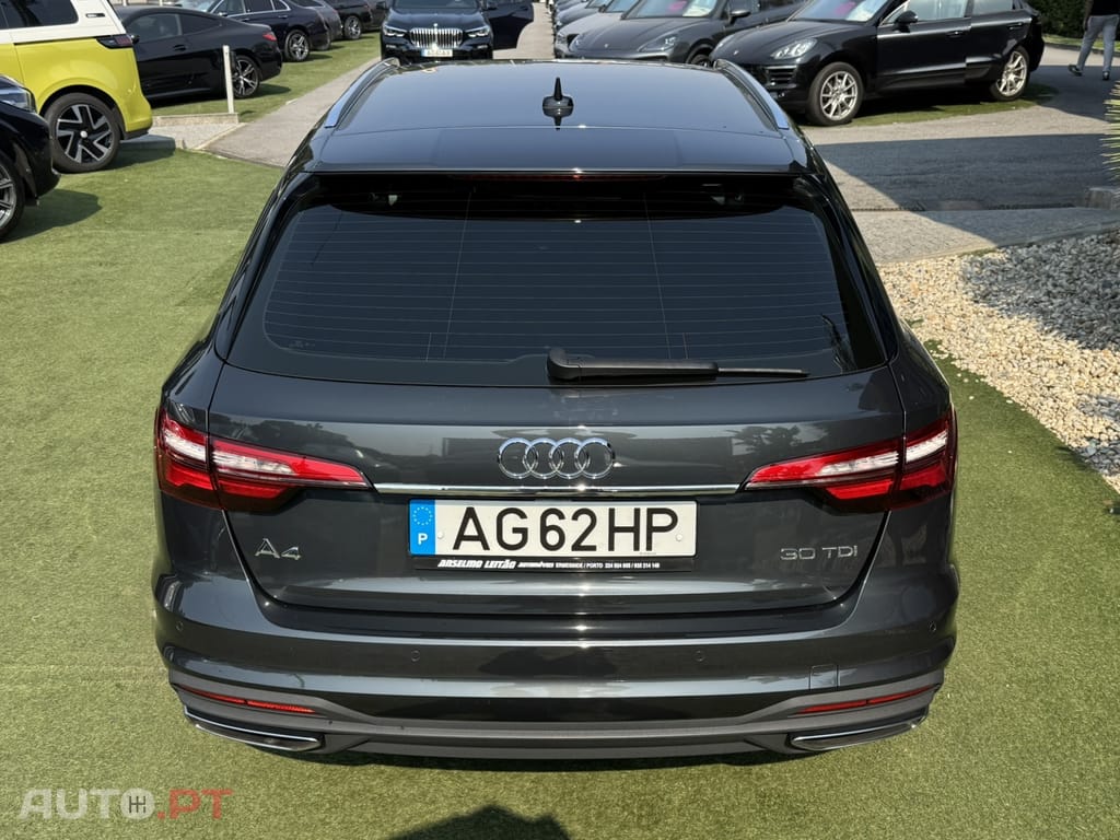 Audi A4 Avant 30 TDI S tronic