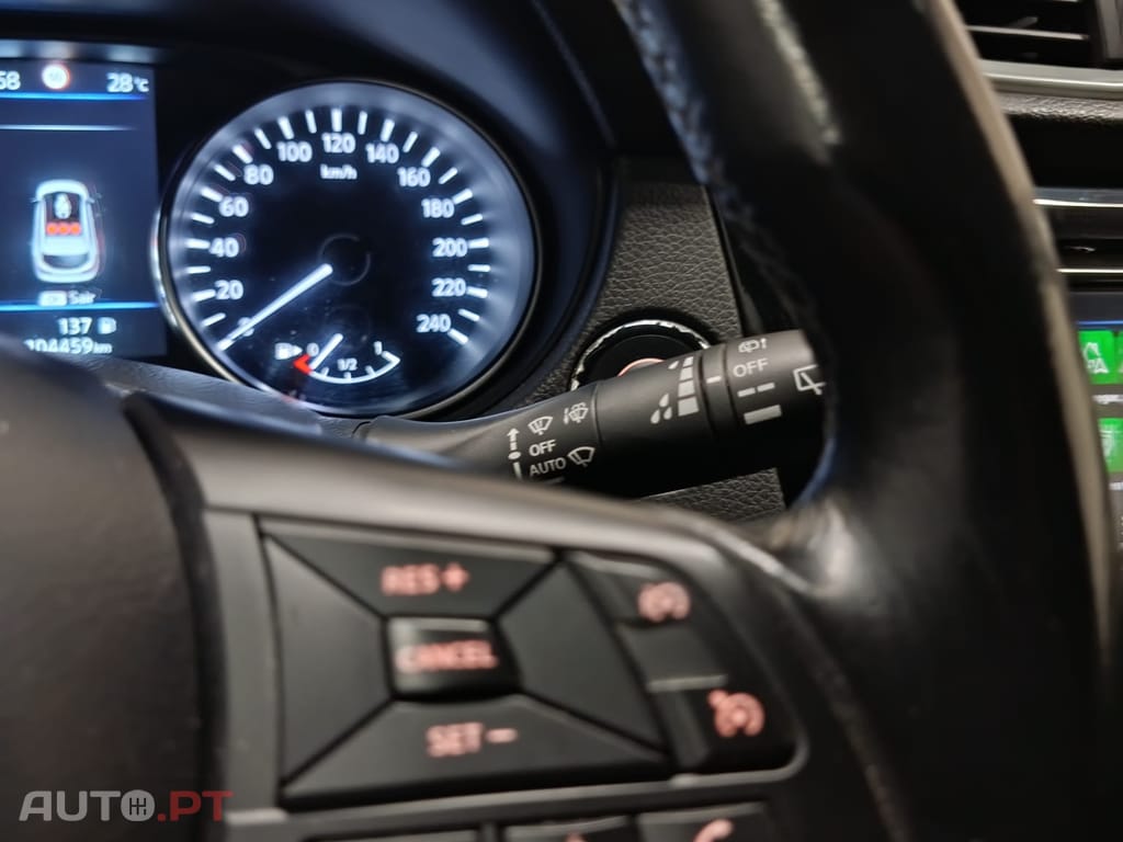 Nissan Qashqai 1.5 DCI N-CONNECTA 18