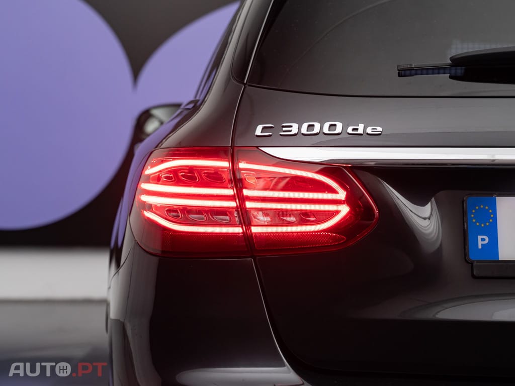 Mercedes-Benz C 300 de AMG Line