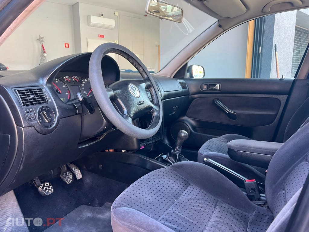 Volkswagen Golf 1.4i Confort