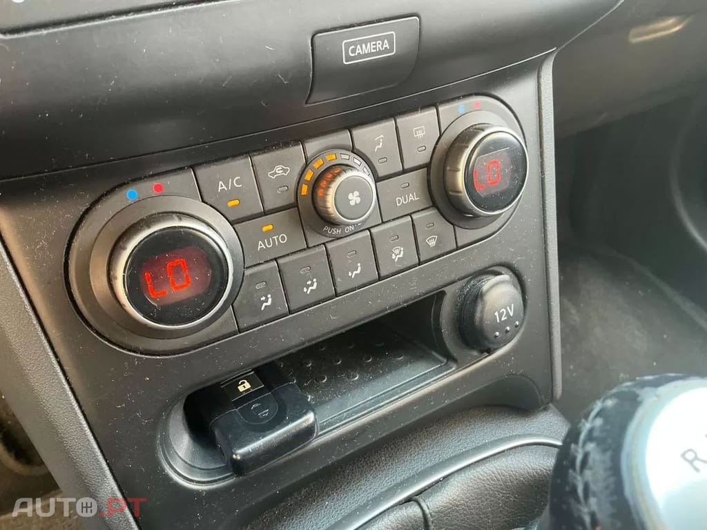 Nissan Qashqai 1.6 dCi Tekna Pele