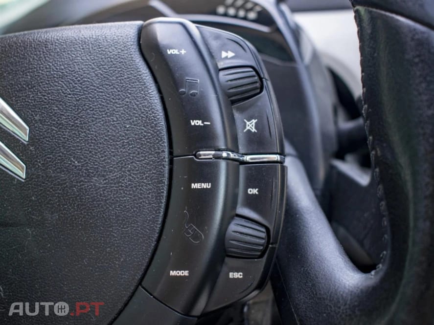Citroen C4 Picasso Outro
