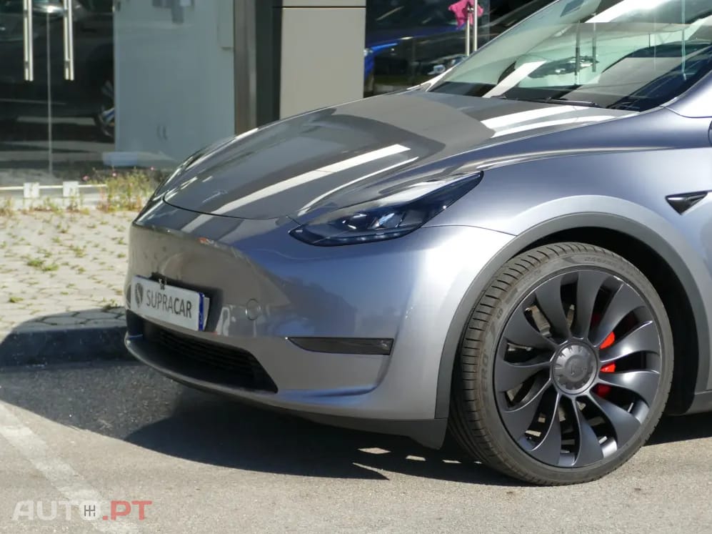 Tesla Model Y Performance Tração Integral