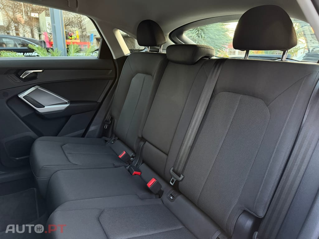 Audi Q3 35 TDI S tronic