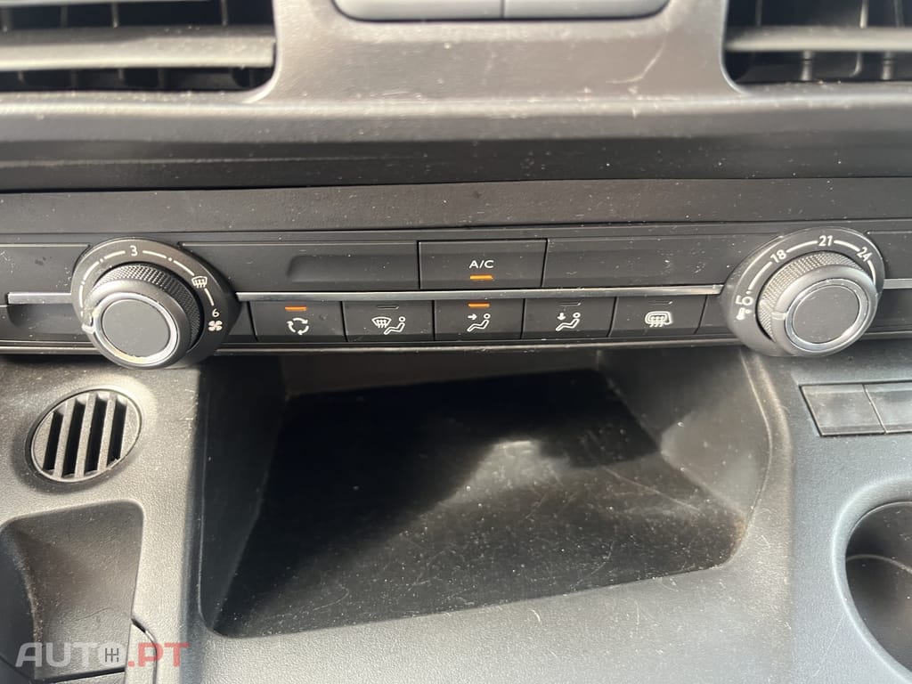 Peugeot Partner 1.5 BlueHDi Premium Standard