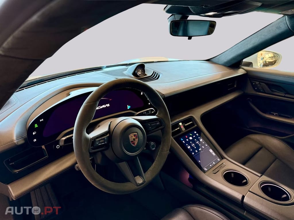 Porsche Taycan I.V.A DEDUTIVEL GTS 