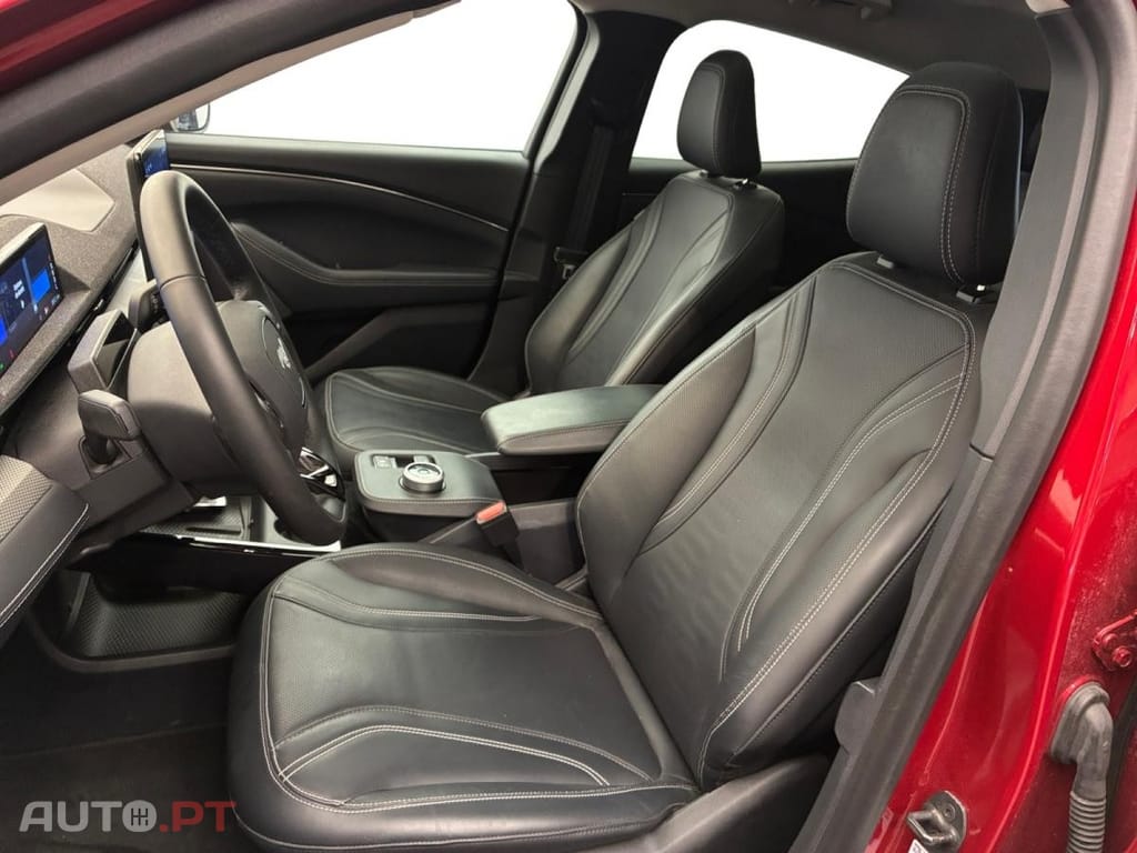 Ford Mustang Mach-E Standard Range