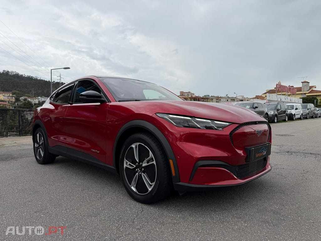 Ford Mustang Mach-E 98.7 kWh Premium