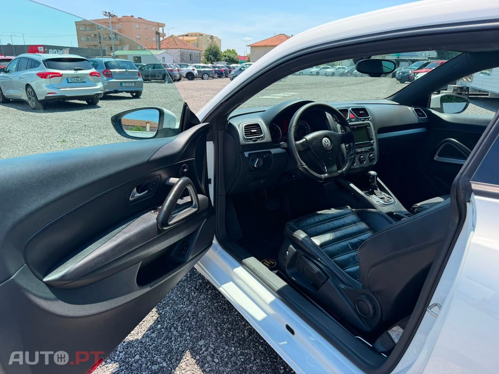 Volkswagen Scirocco 2.0 TDi Sport DSG