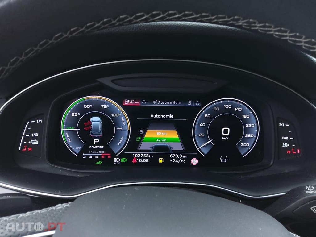 Audi Q8 TFSIe Quattro Compétition Triptronic
