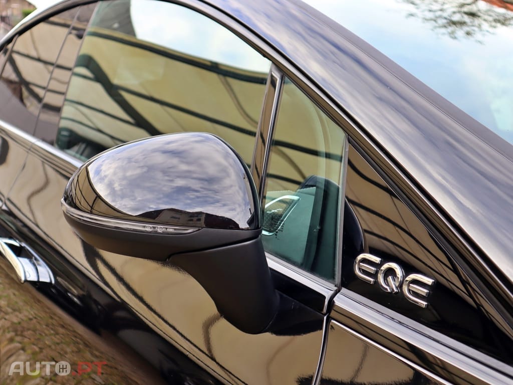 Mercedes-Benz EQE 300 AMG Line