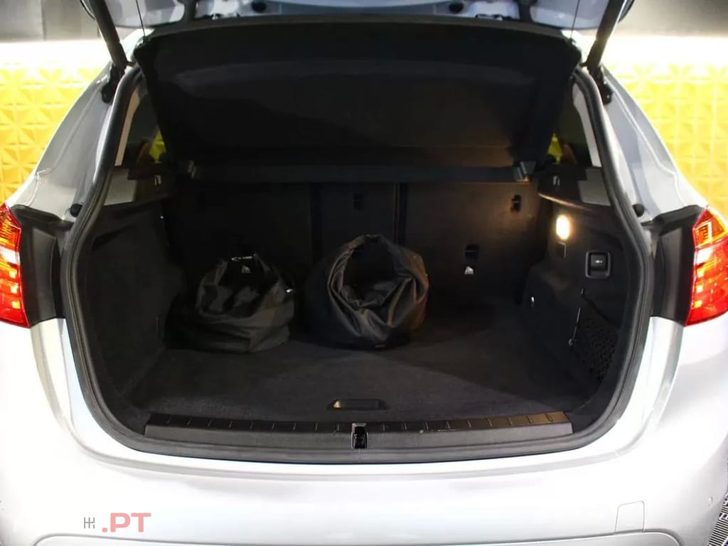 BMW 225 Line Luxury