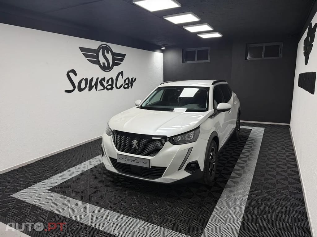 Peugeot 2008 1.2 PureTech Allure