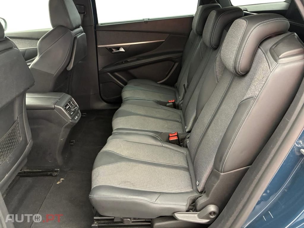 Peugeot 5008 1.2 PureTech Allure Pack EAT8
