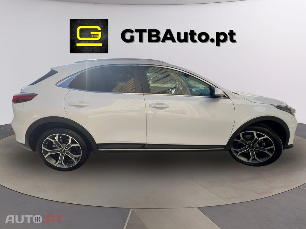 Kia Xceed HYB 1.6 GDI ISG PHEV BCK&WHT EDITION DCT6