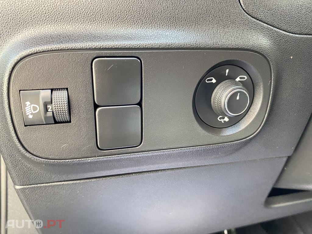 Citroen C3 1.2 PureTech C-Series