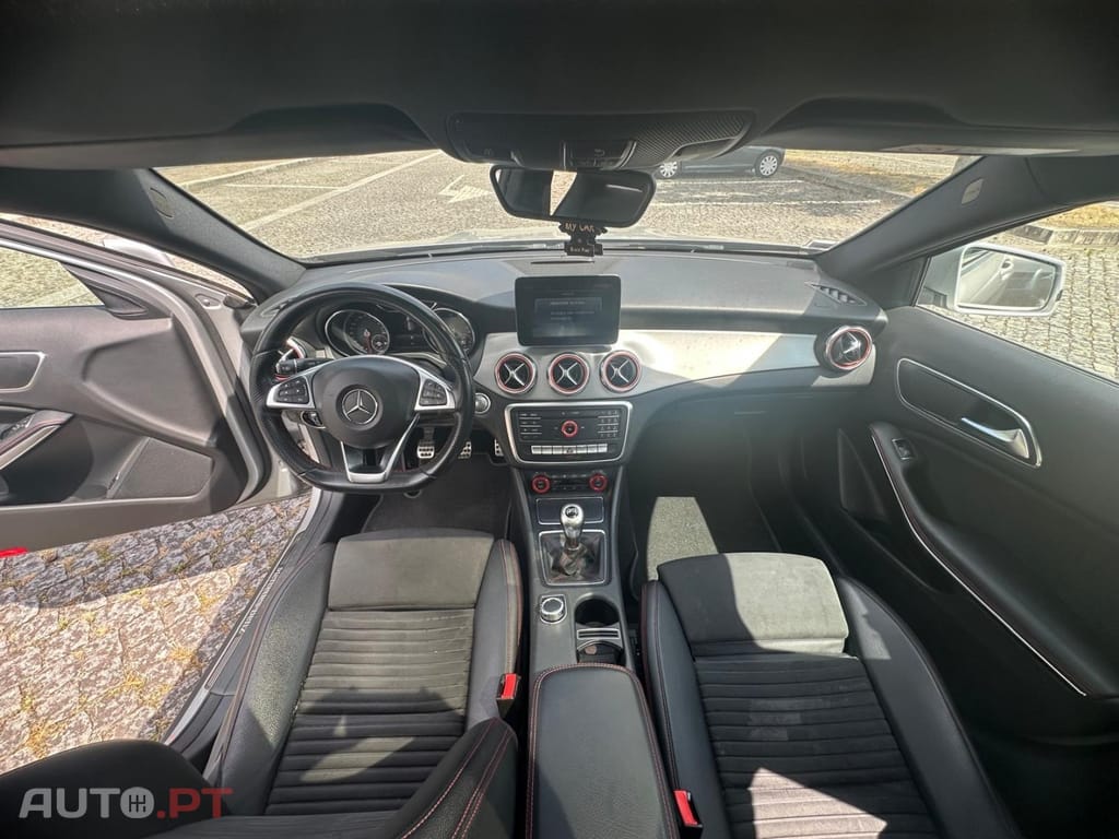 Mercedes-Benz GLA 200 d