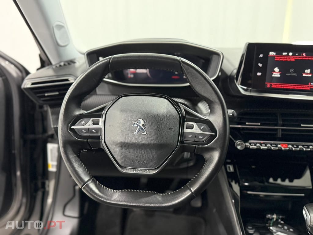 Peugeot 2008 1.5 BlueHDi Allure Pack