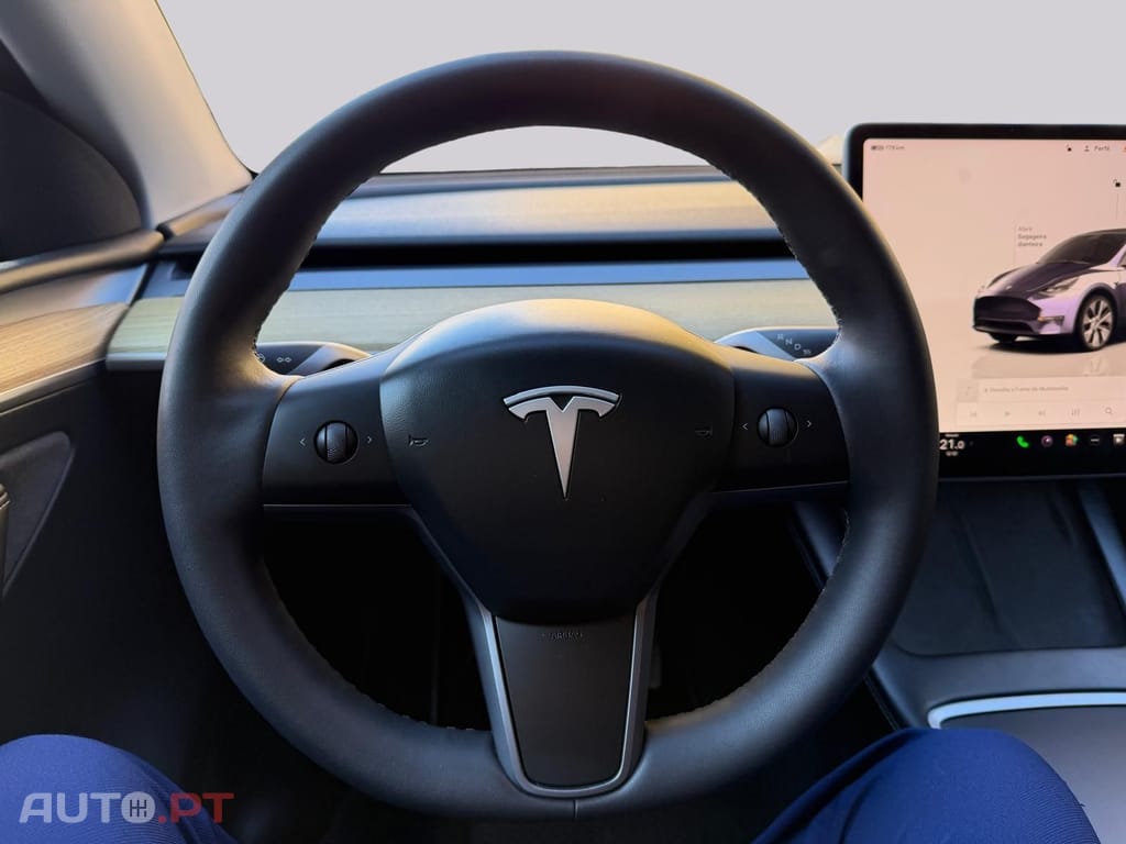 Tesla Model Y I.V.A DEDUTÍVEL 