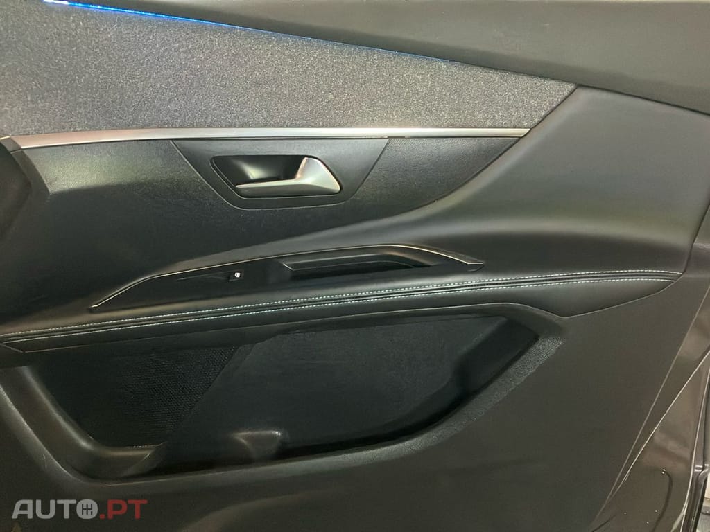 Peugeot 5008 1.5 BlueHDi Allure Pack EAT8