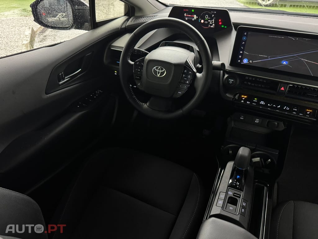 Toyota Prius 2.0 Plug-in Luxury