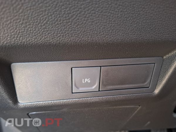 Renault Captur 1.0 TCe 100 Bi-Fuel techno