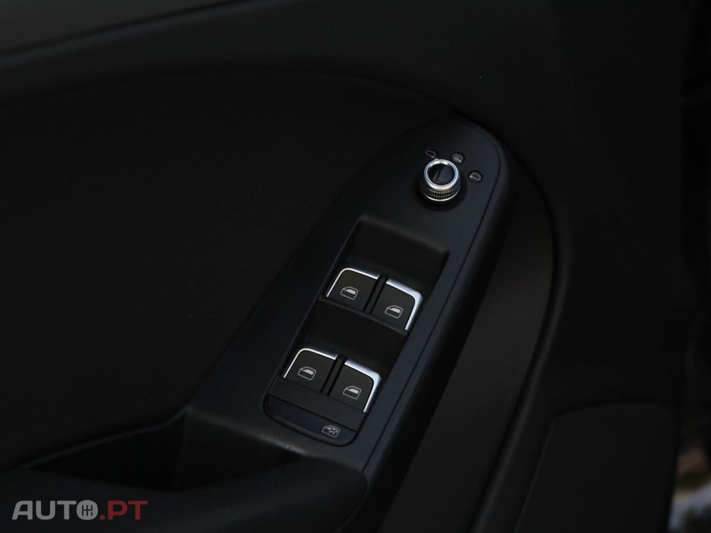 Audi A4 Avant 2.0 TDI Business Line