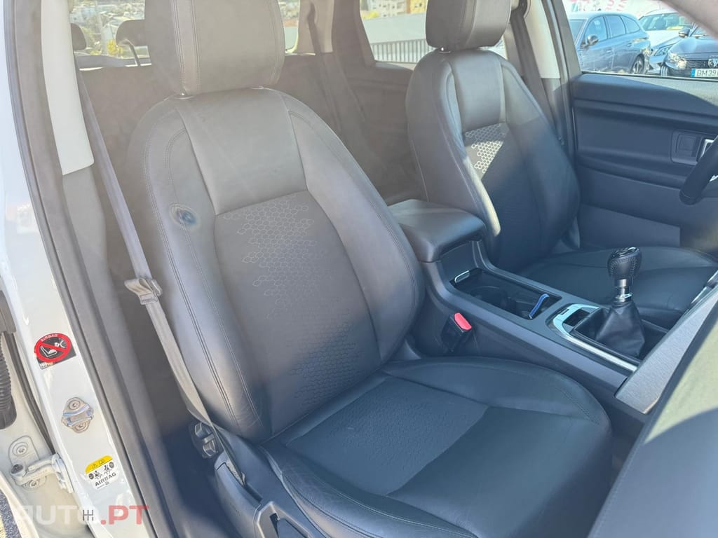 Land Rover Discovery Sport 2.0 eD4 HSE Luxury