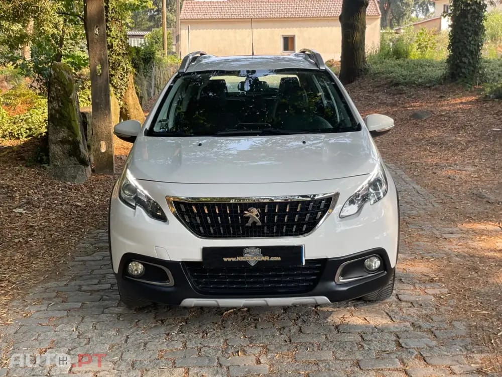 Peugeot 2008 1.2 PureTech Allure