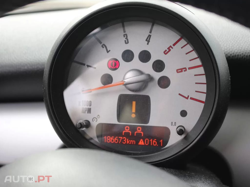 MINI Cooper Cooper D