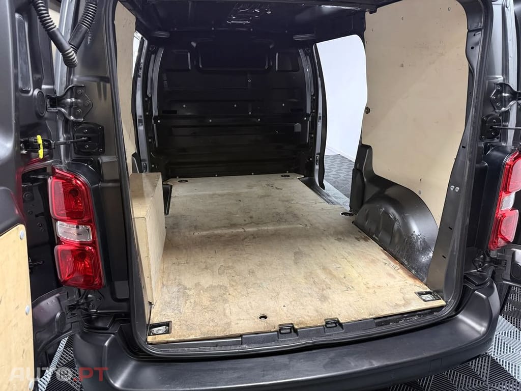 Peugeot Expert 1.5 BlueHDi 120Hp L2 Premuim 2 Slide Doors
