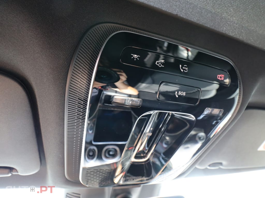 Mercedes-Benz C 300 e T 9G-TRONIC AMG Line