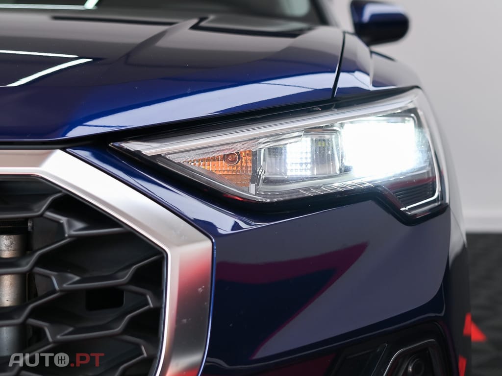 Audi Q3 45 TFSIe S tronic