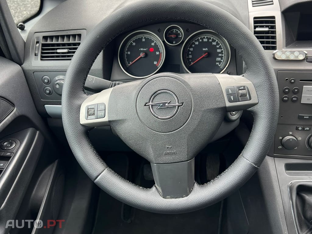 Opel Zafira 1.9 CDTi Enjoy