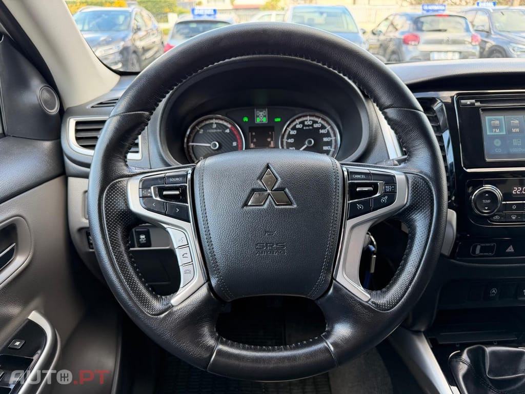 Mitsubishi L200 2.4 DI-D CD Sportbox Strakar 4WD