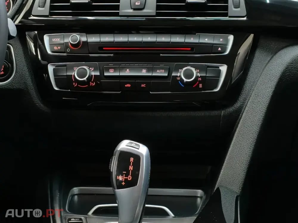 BMW 318 d Line Sport Auto