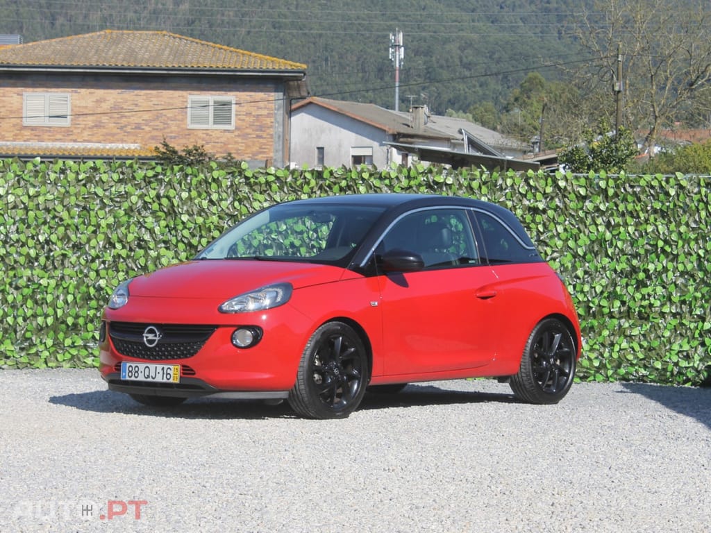 Opel Adam 1.0 T Slam 115cv