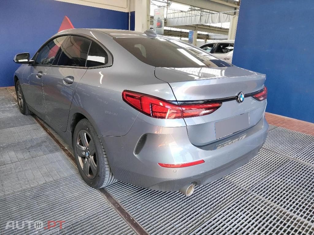 BMW 218 i Advantage