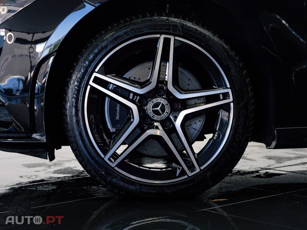 Mercedes-Benz CLA 250 e Shooting Brake AMG Line