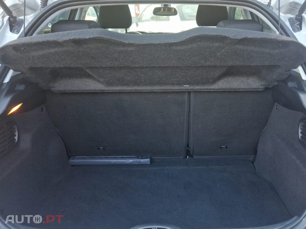 Peugeot 208 1.4 HDi SE Style