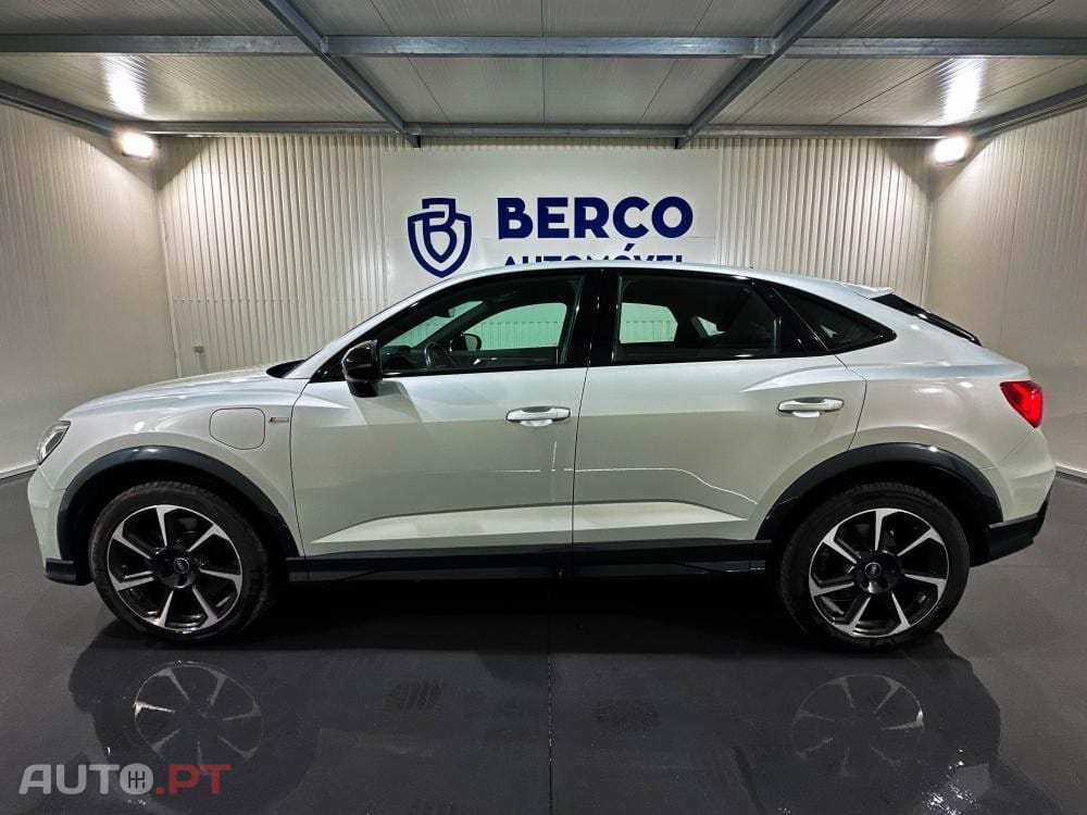 Audi Q3 45 TFSIe S line S tronic