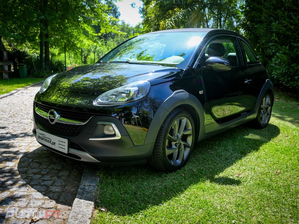Opel Adam 1.0 T Rocks