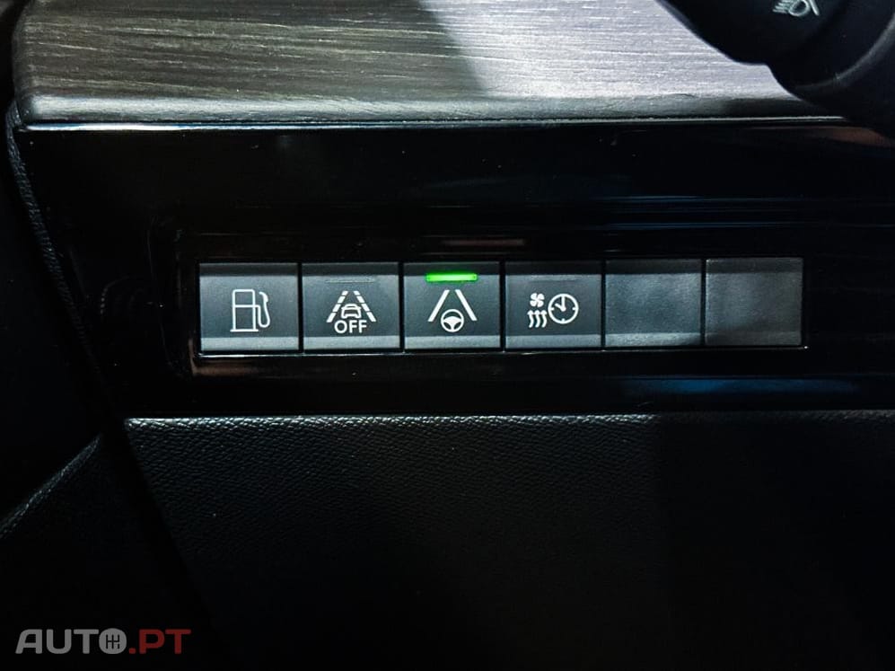 Peugeot 508 SW e-EAT8 225