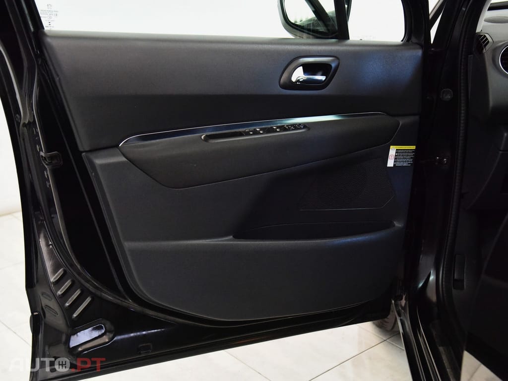 Peugeot 5008 1.6 BlueHDi Style