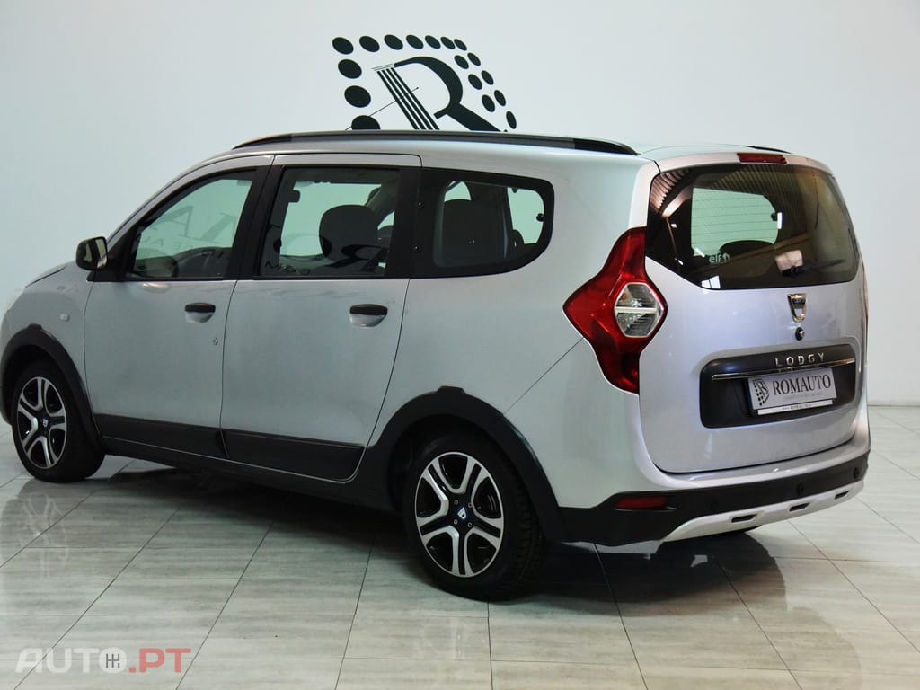 Dacia Lodgy 1.5 Blue dCi Stepway 7L